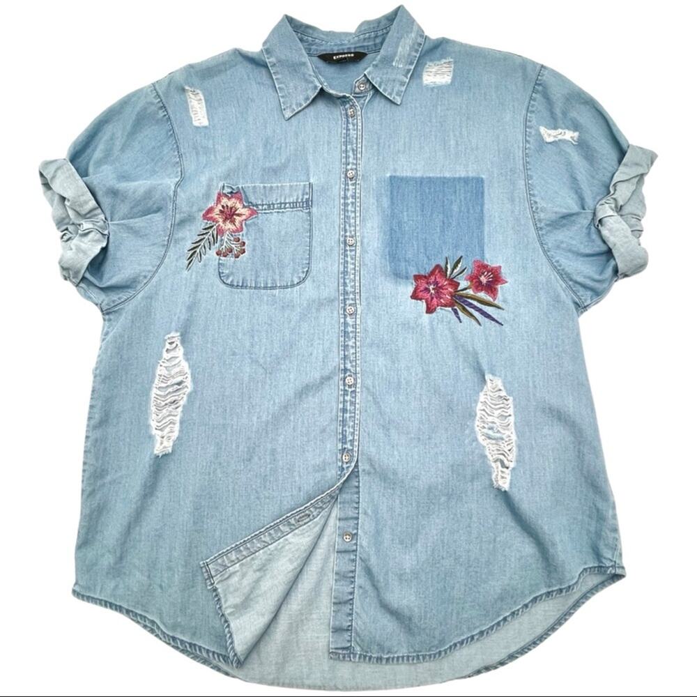 EXPRESS floral embroidered short sleeves frayed denim shirt size SMALL
